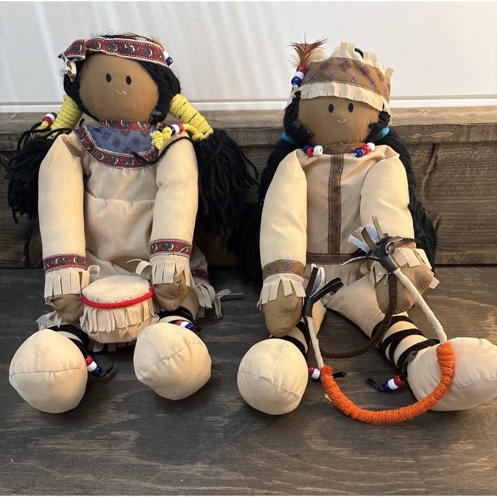 Set Of 2 Native American dolls